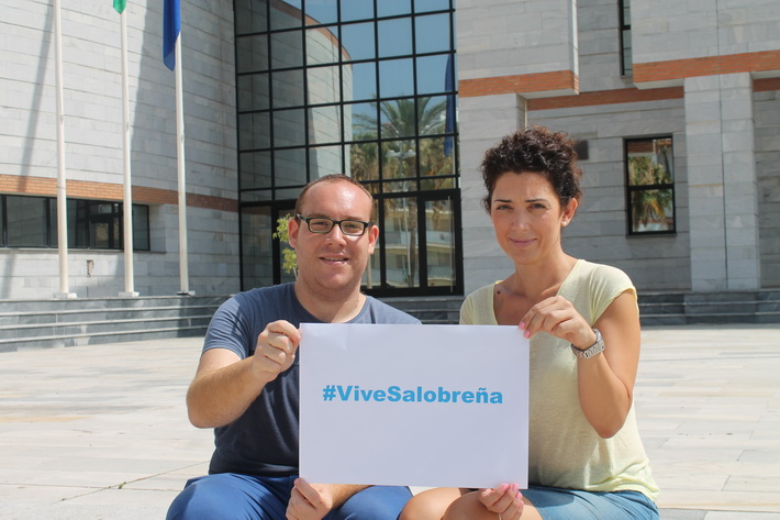 El ayuntamiento de Salobreña pone en marcha una campaña en medios sociales con el hashtag #ViveSalobreña
